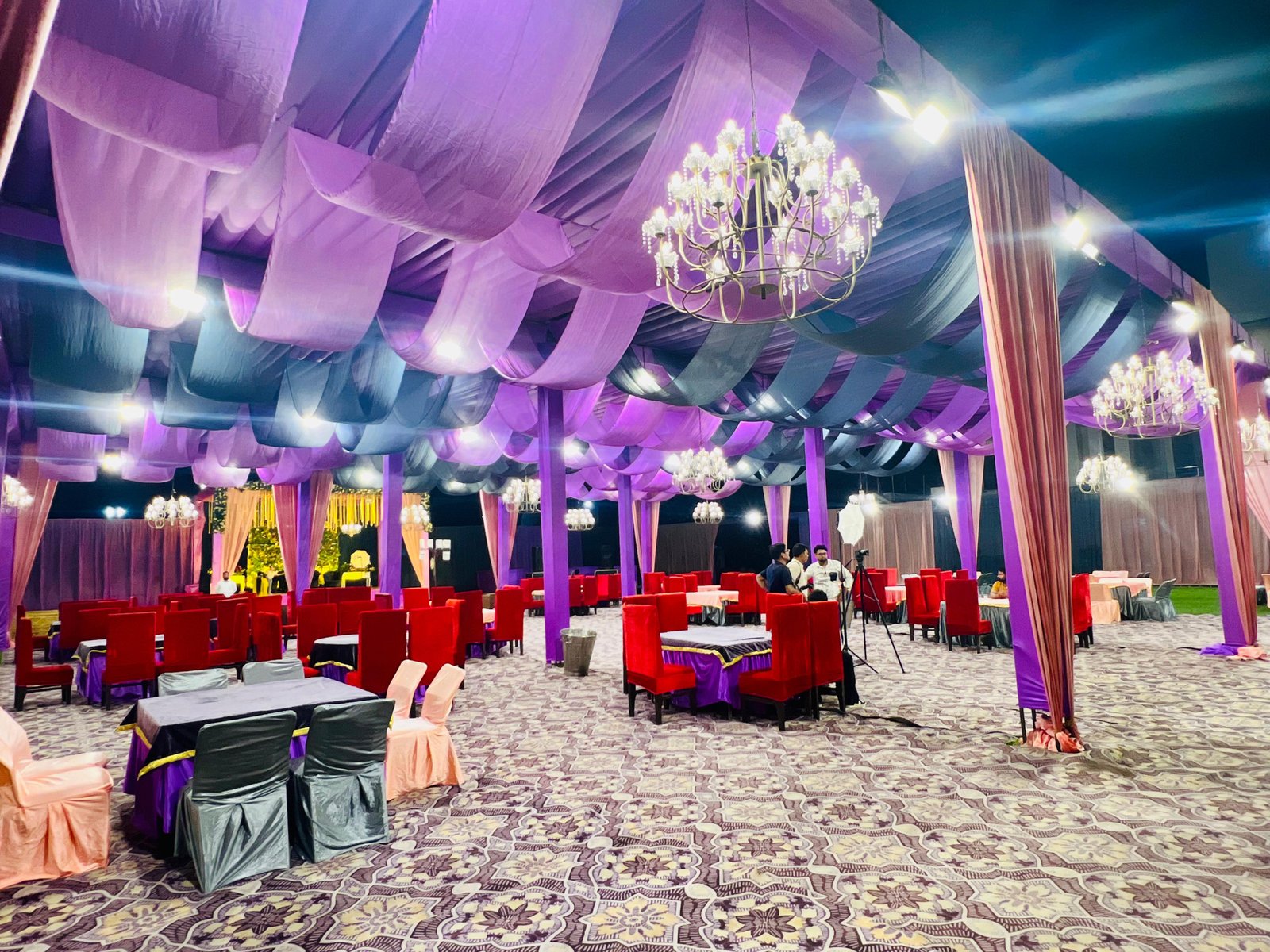 Laziz Pizza Restaurant